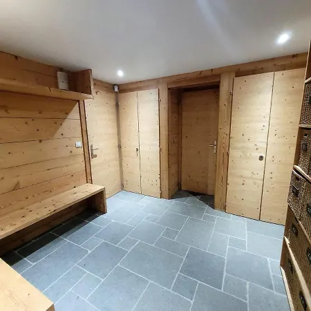 Chalet Superbe Avec Piscine Et Hammam A 50m Des Pistes - Fr-1-598-27